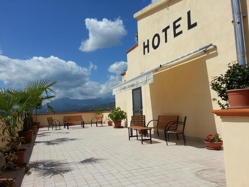 Hotel Vittoria 베네벤토 외부 사진
