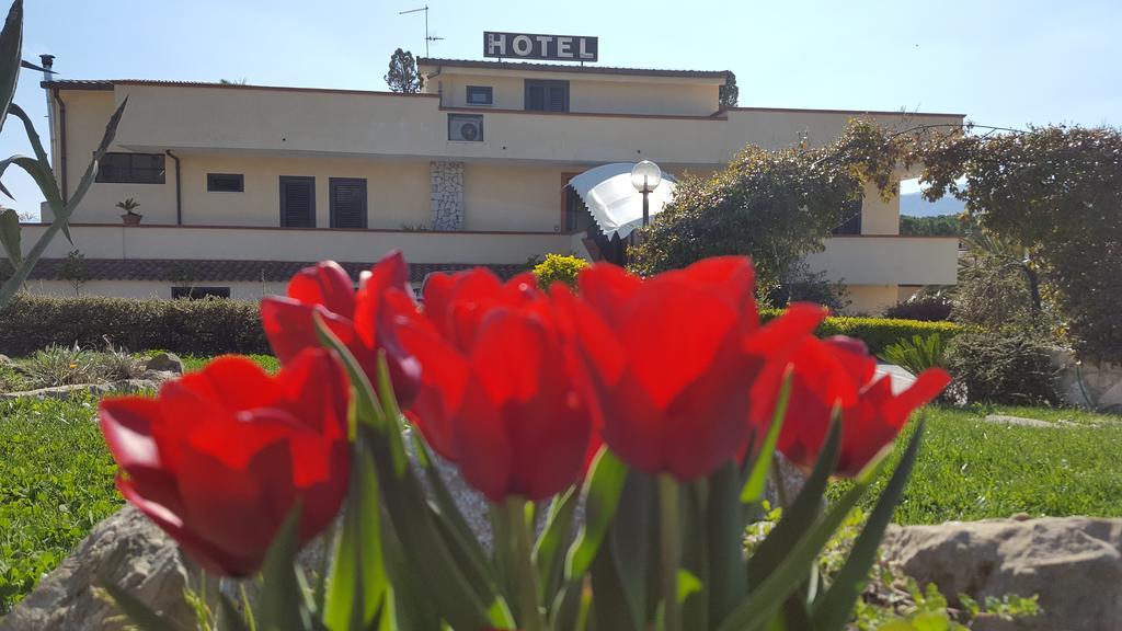 Hotel Vittoria 베네벤토 외부 사진